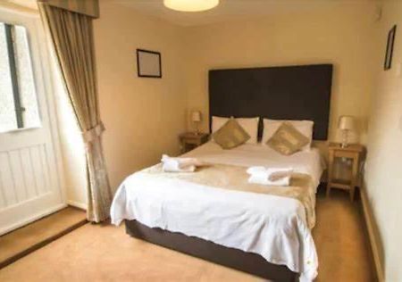 Cambrian Inn Tredegar Luaran gambar